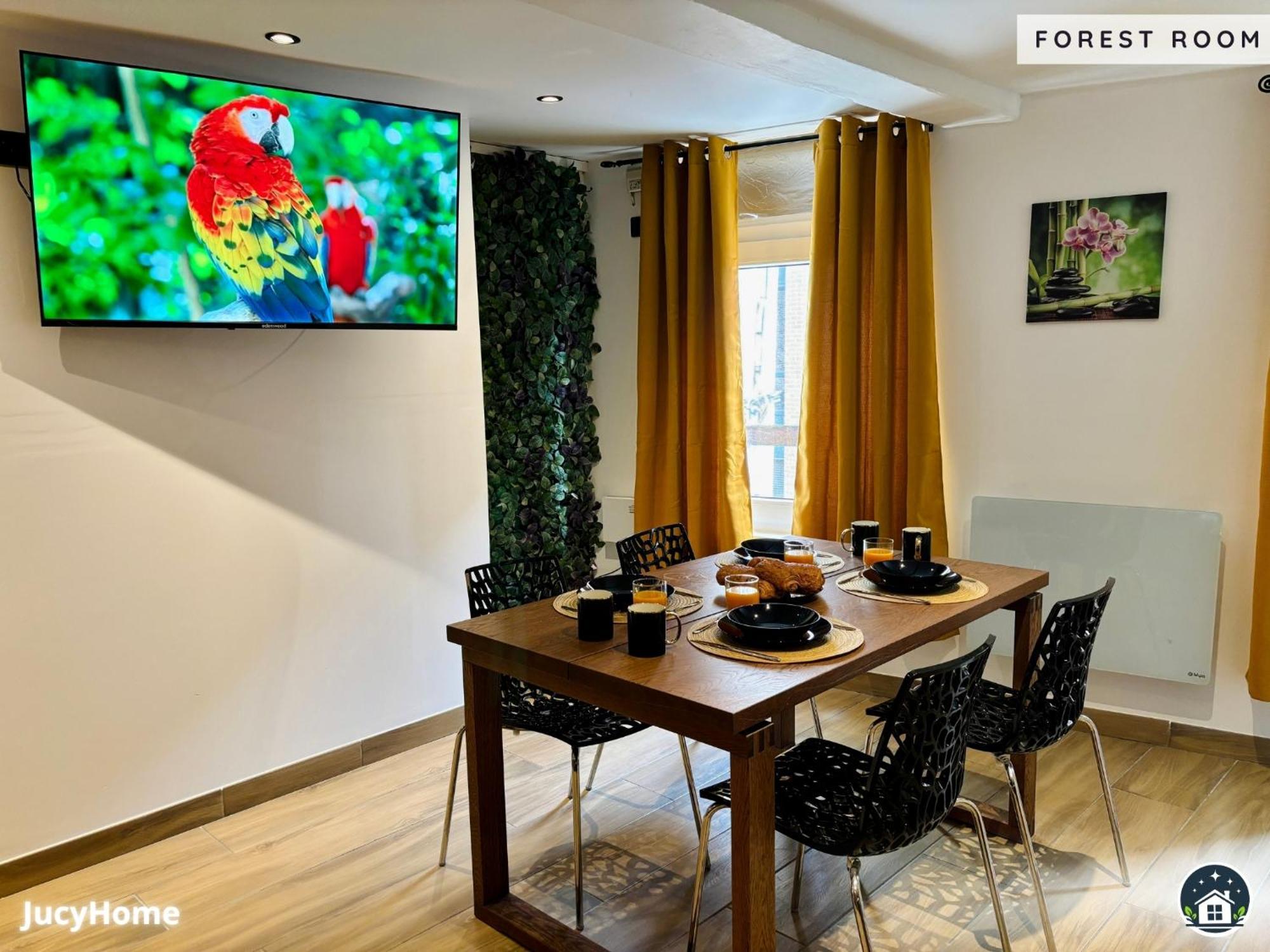 Forest Valenciennes Exterior foto